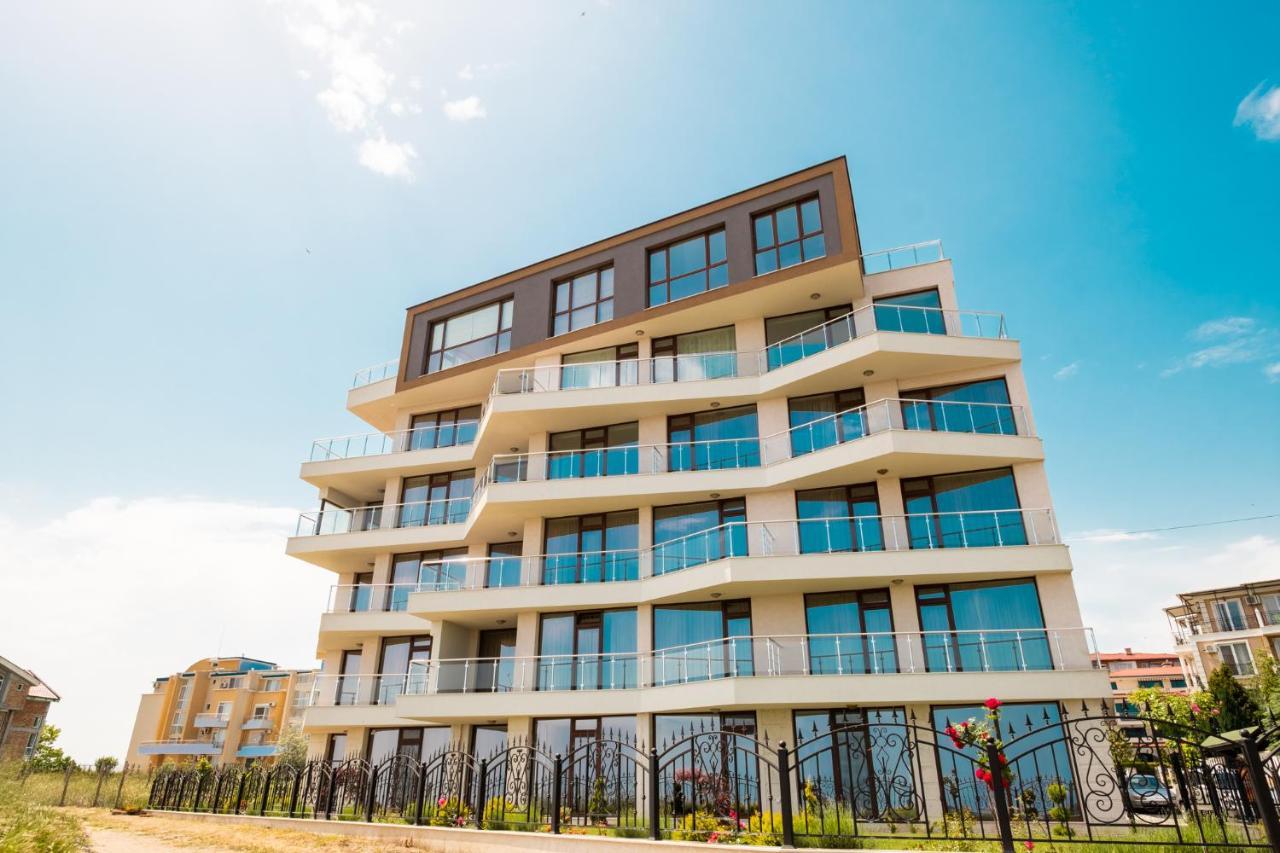 Apartcomplex Golden Bay Ravda Extérieur photo