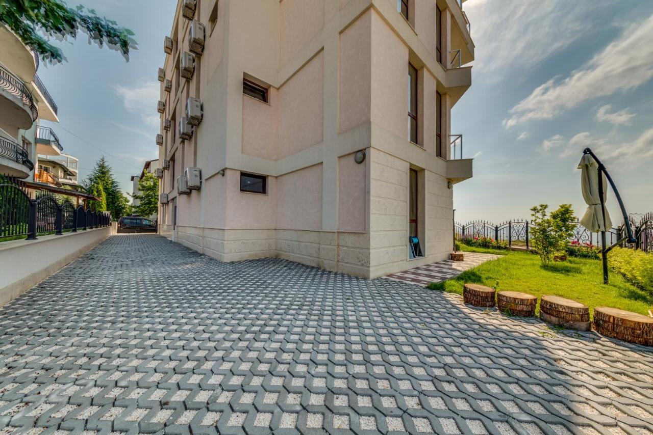 Apartcomplex Golden Bay Ravda Extérieur photo