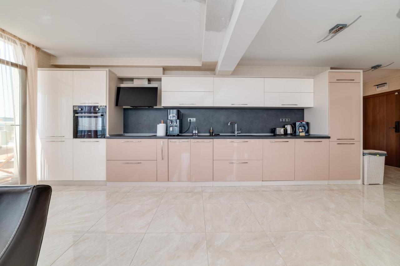 Apartcomplex Golden Bay Ravda Extérieur photo